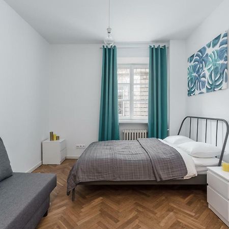Chill Apartments Brzozowa Old Town ワルシャワ エクステリア 写真