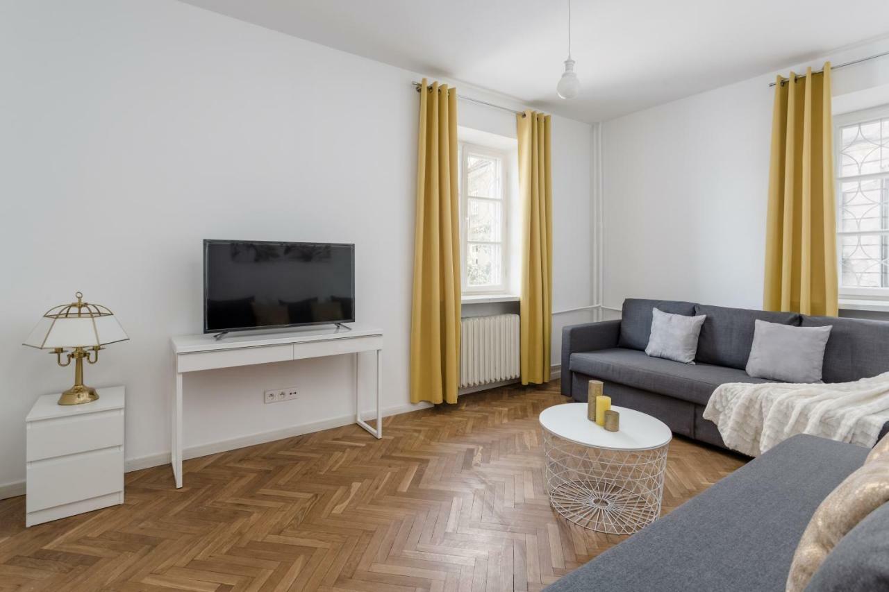 Chill Apartments Brzozowa Old Town ワルシャワ エクステリア 写真